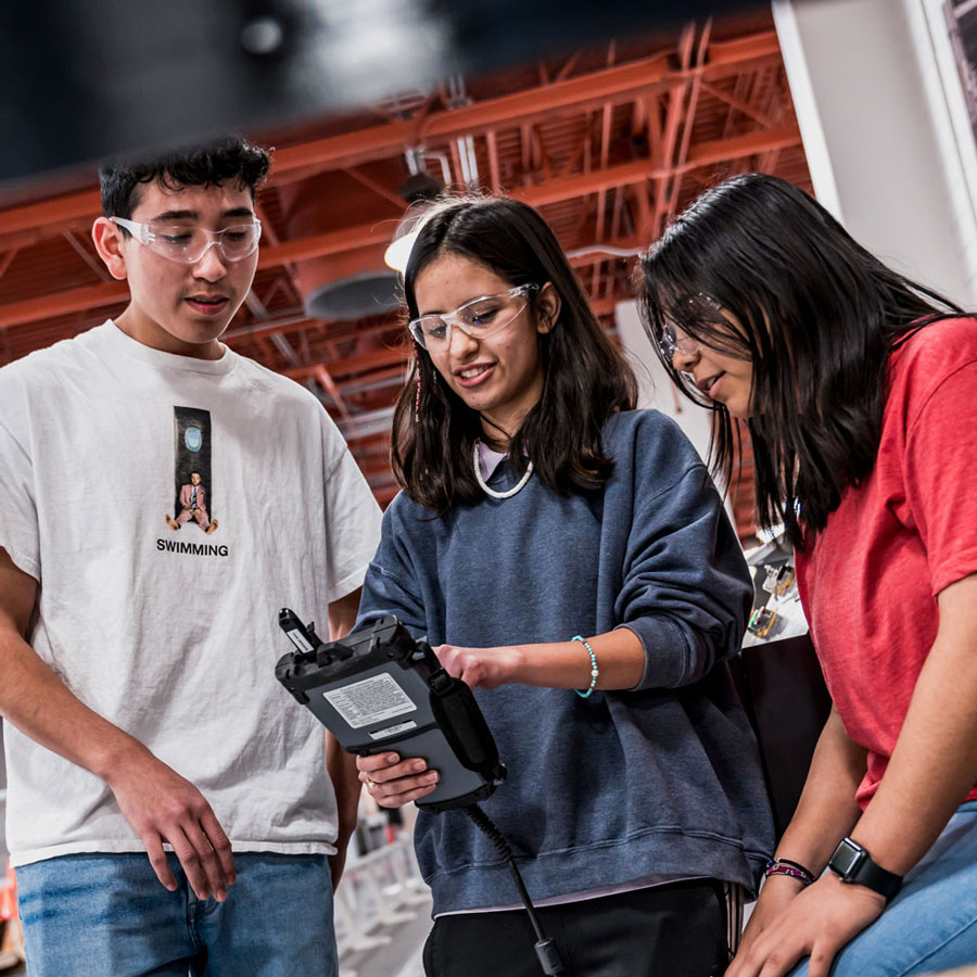 Students work together in a workshop