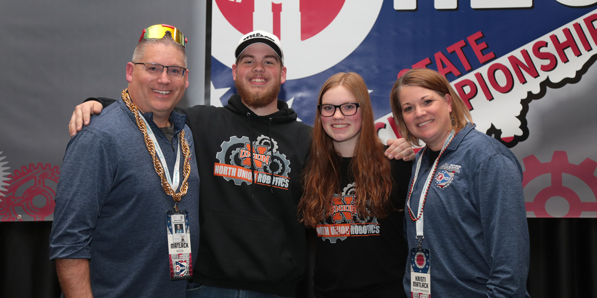 Nathan Matlack with family at the Ohio State Championship